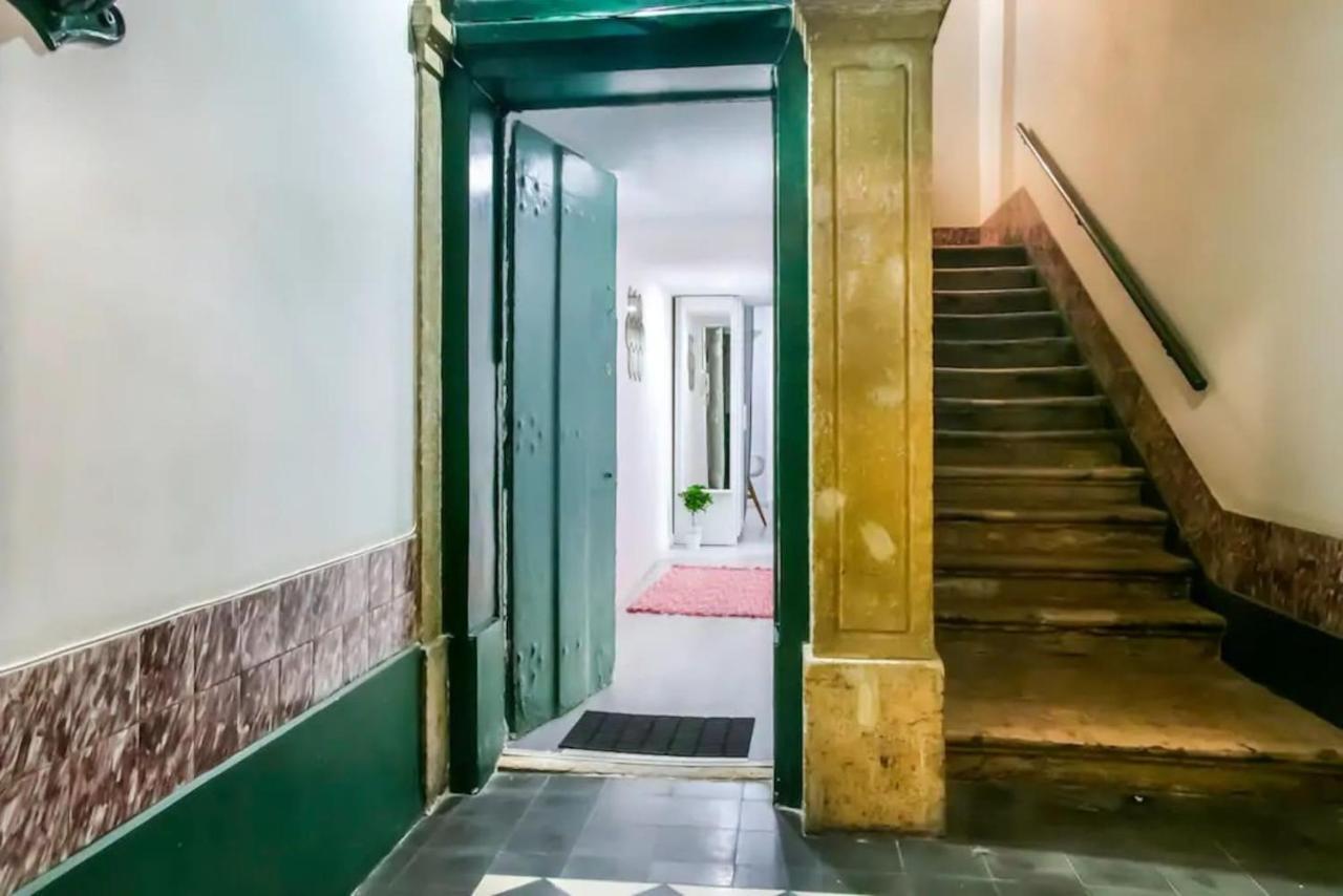 Home4U - Secret Studio In City Center Lisbon Bagian luar foto