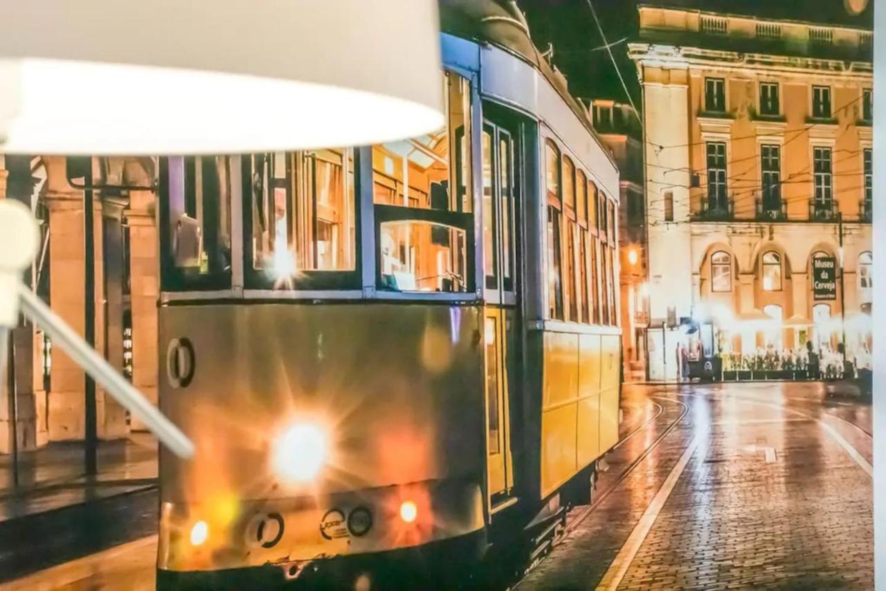 Home4U - Secret Studio In City Center Lisbon Bagian luar foto